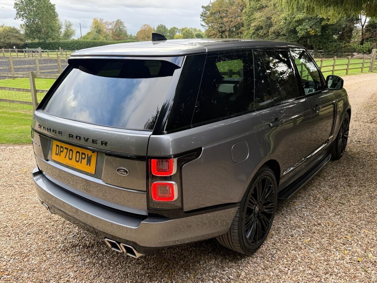 Land Rover Range Rover view 35