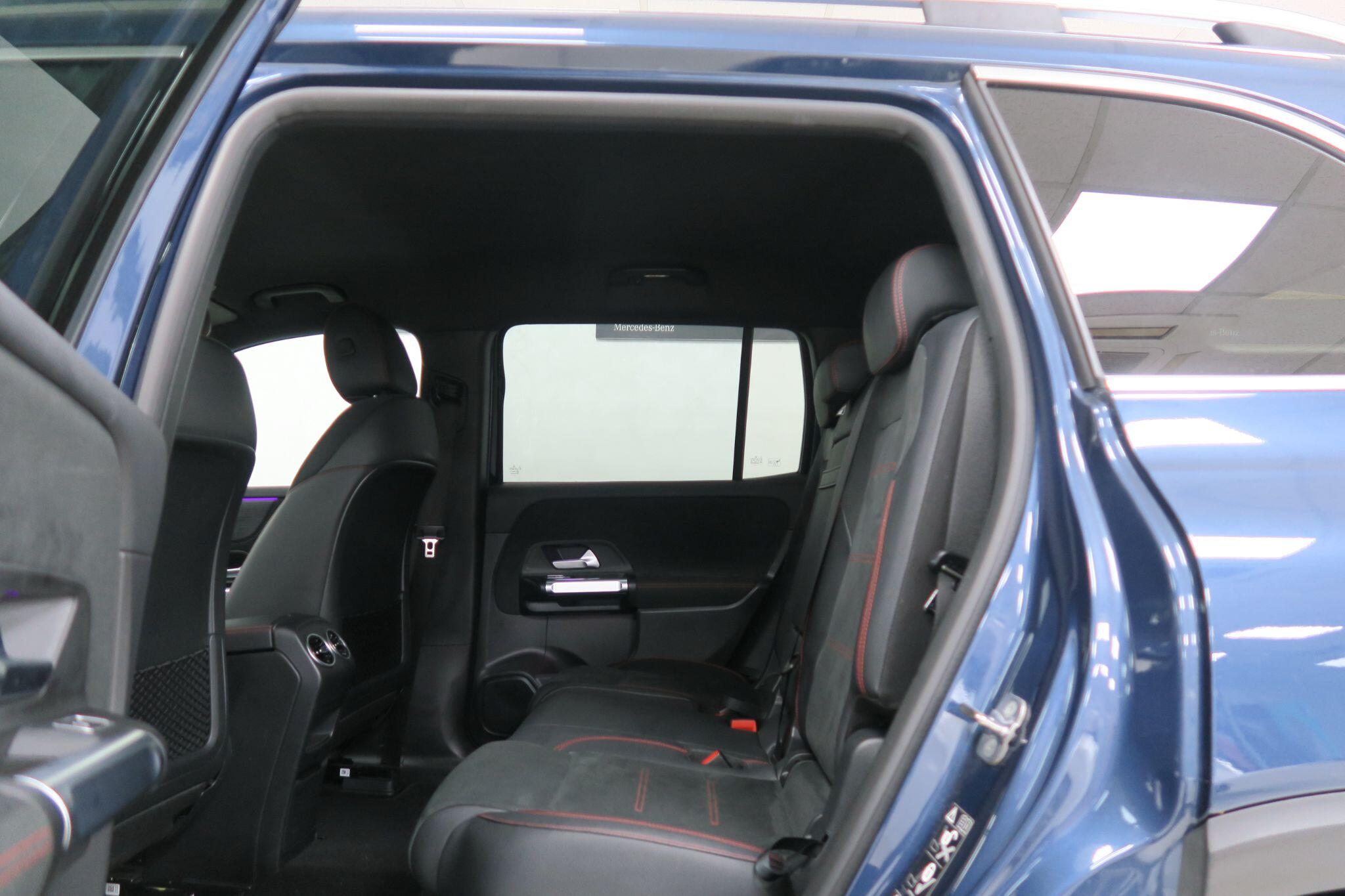 Mercedes-Benz EQB view 11