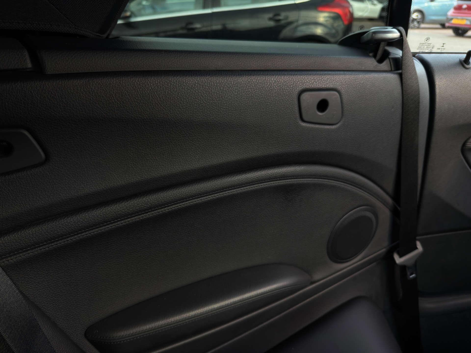 BMW 2 Series view 42
