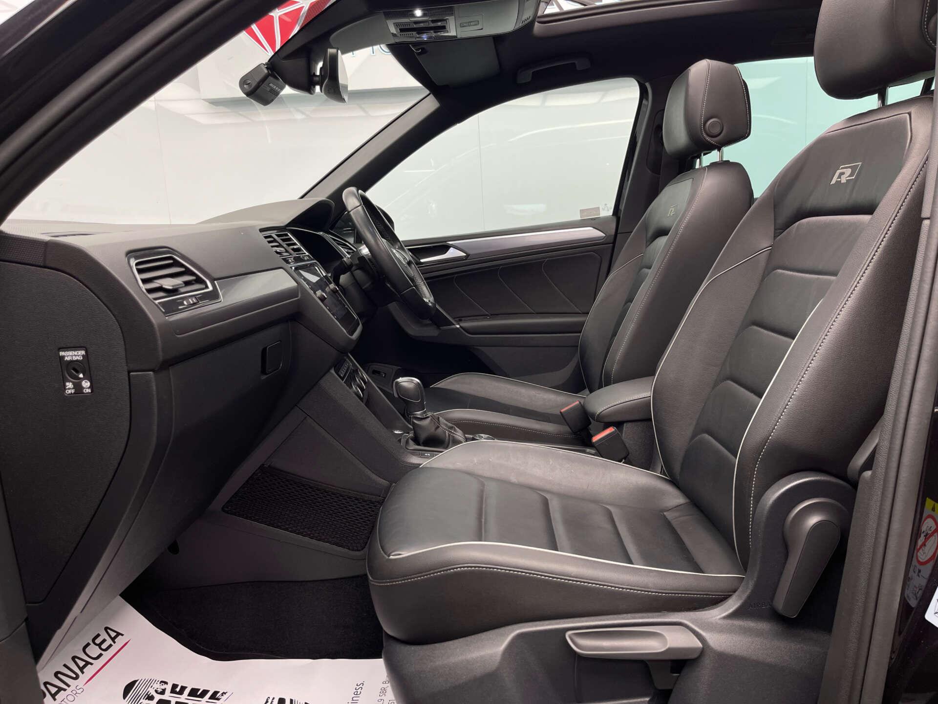 Volkswagen Tiguan view 44