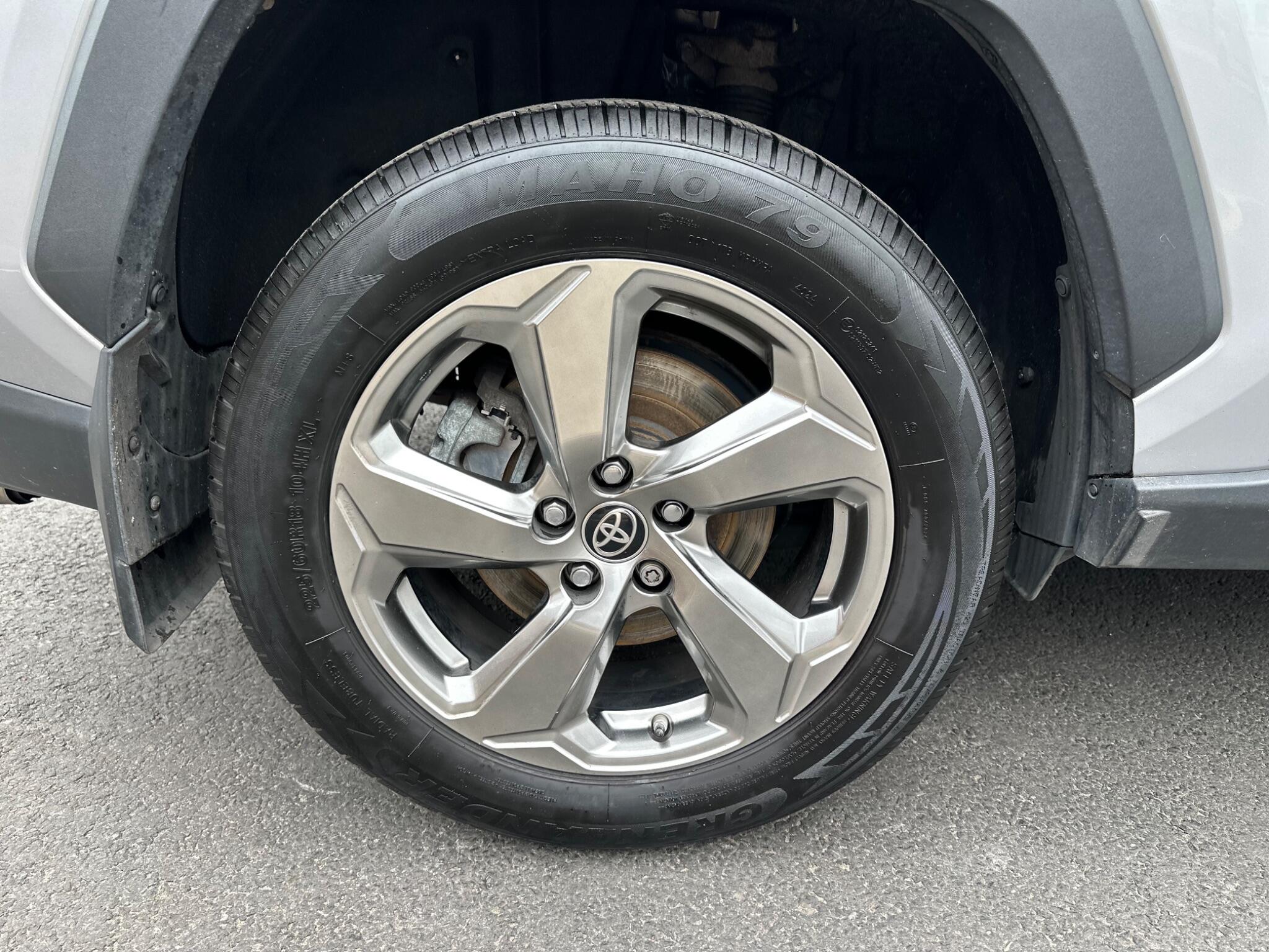 Toyota Rav4 view 26