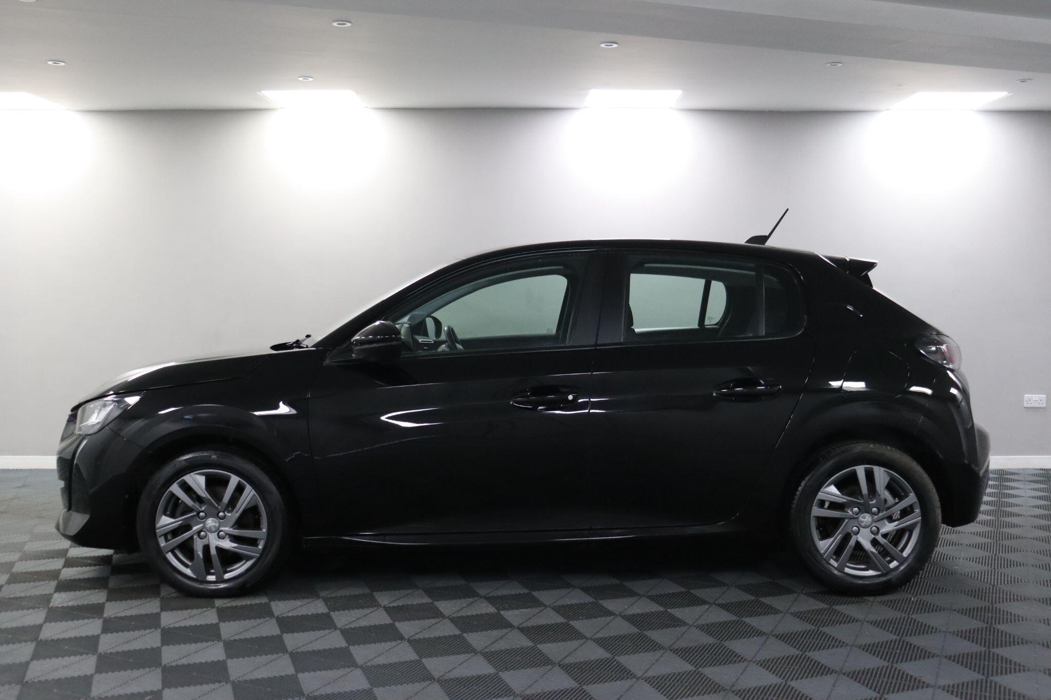 Peugeot 208 view 28