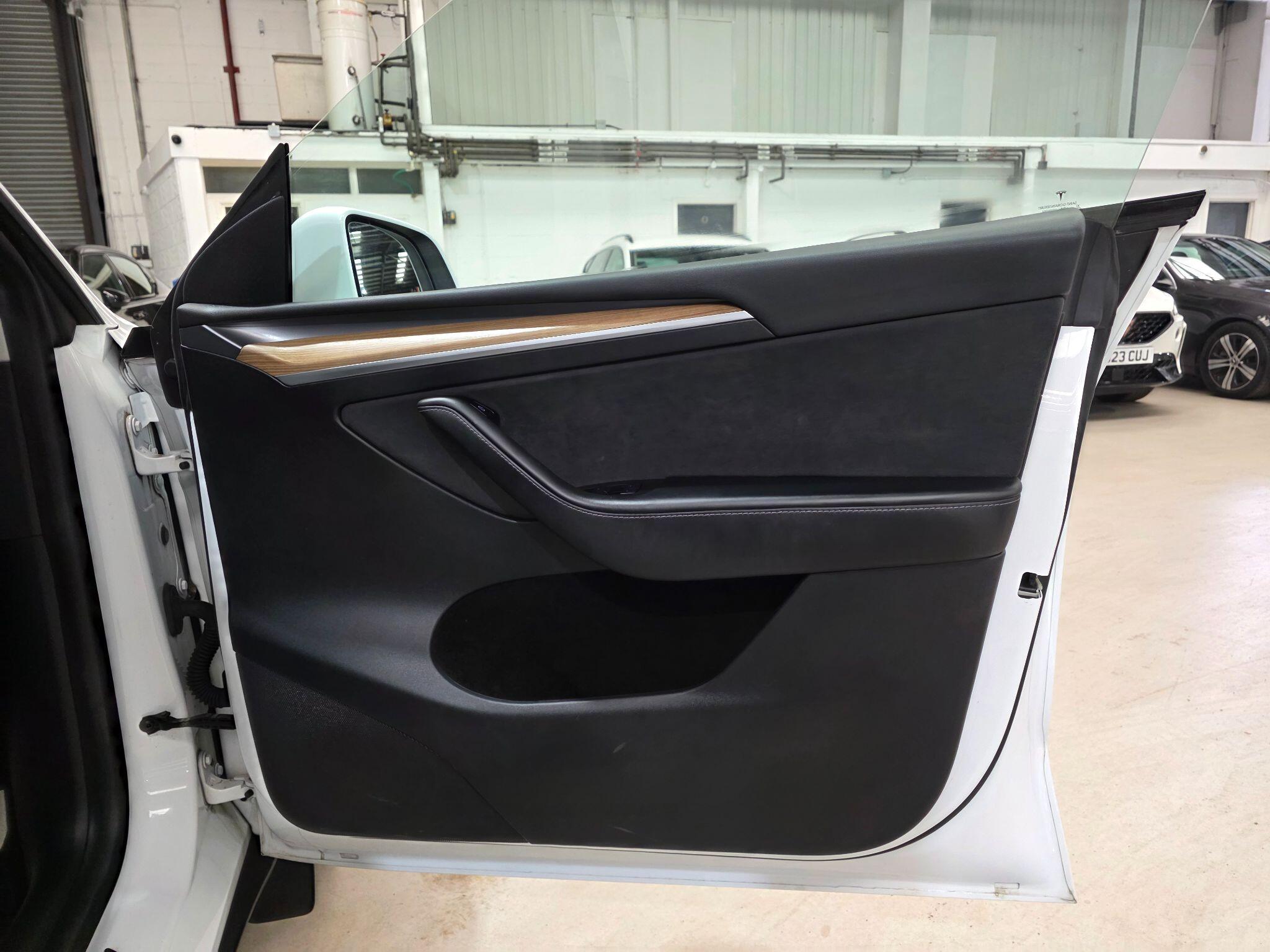 Tesla Model Y view 16