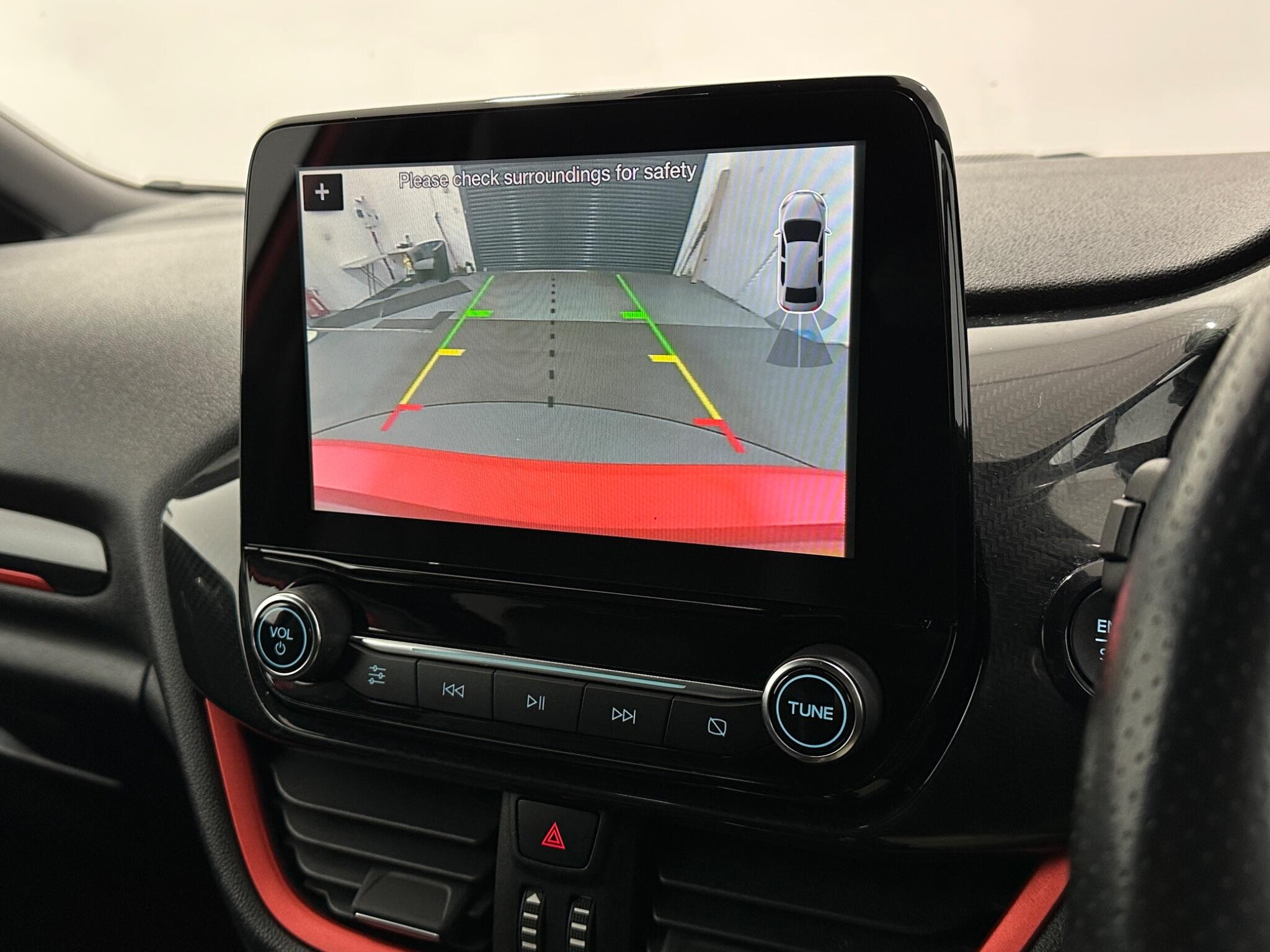 Ford Fiesta view 23