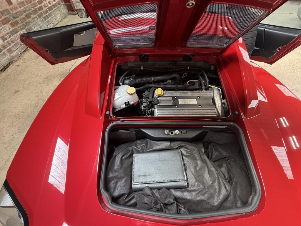 Vauxhall VX220 view 18
