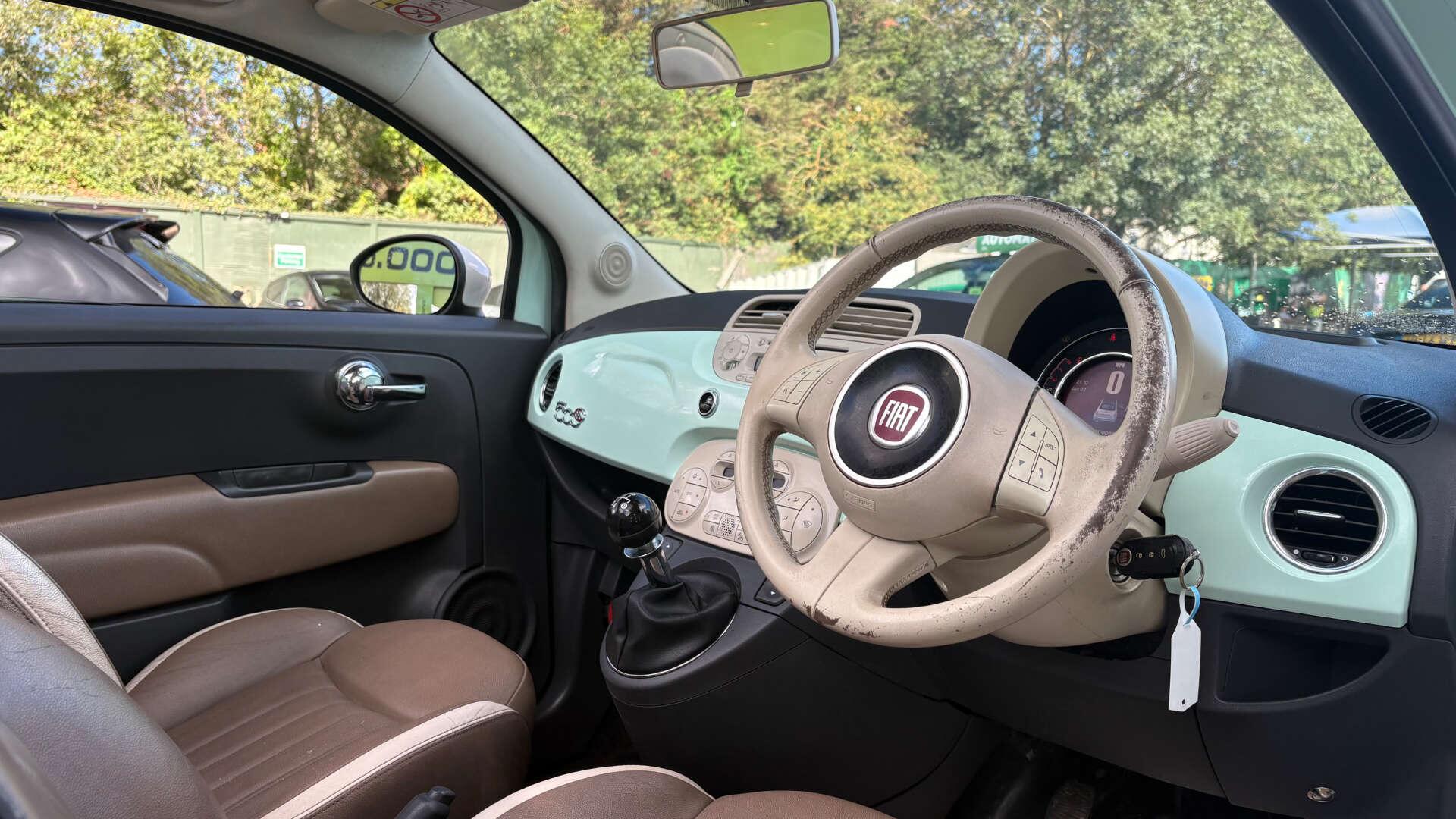 Fiat 500C view 7