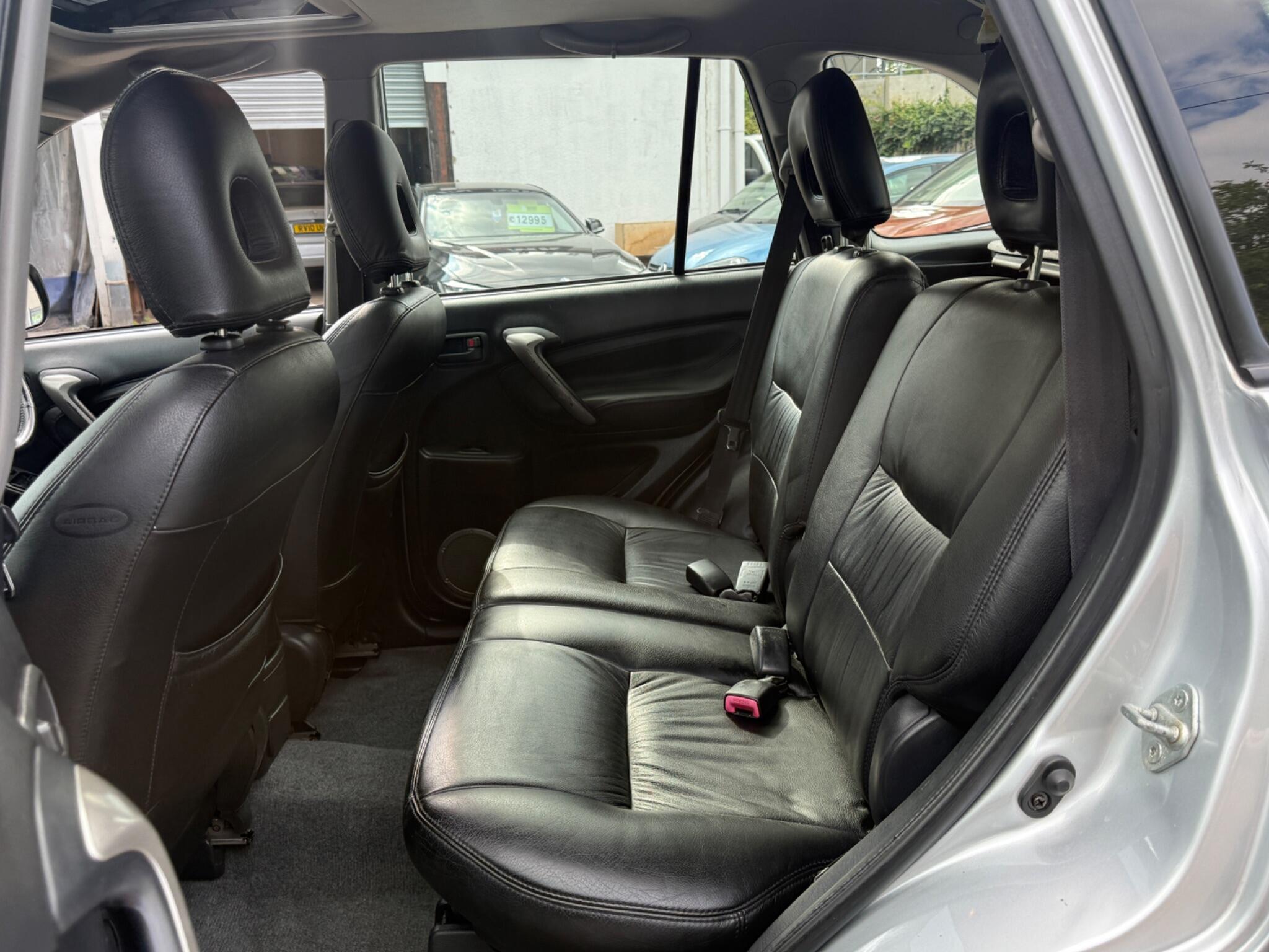 Toyota {Other Models} - Image 47