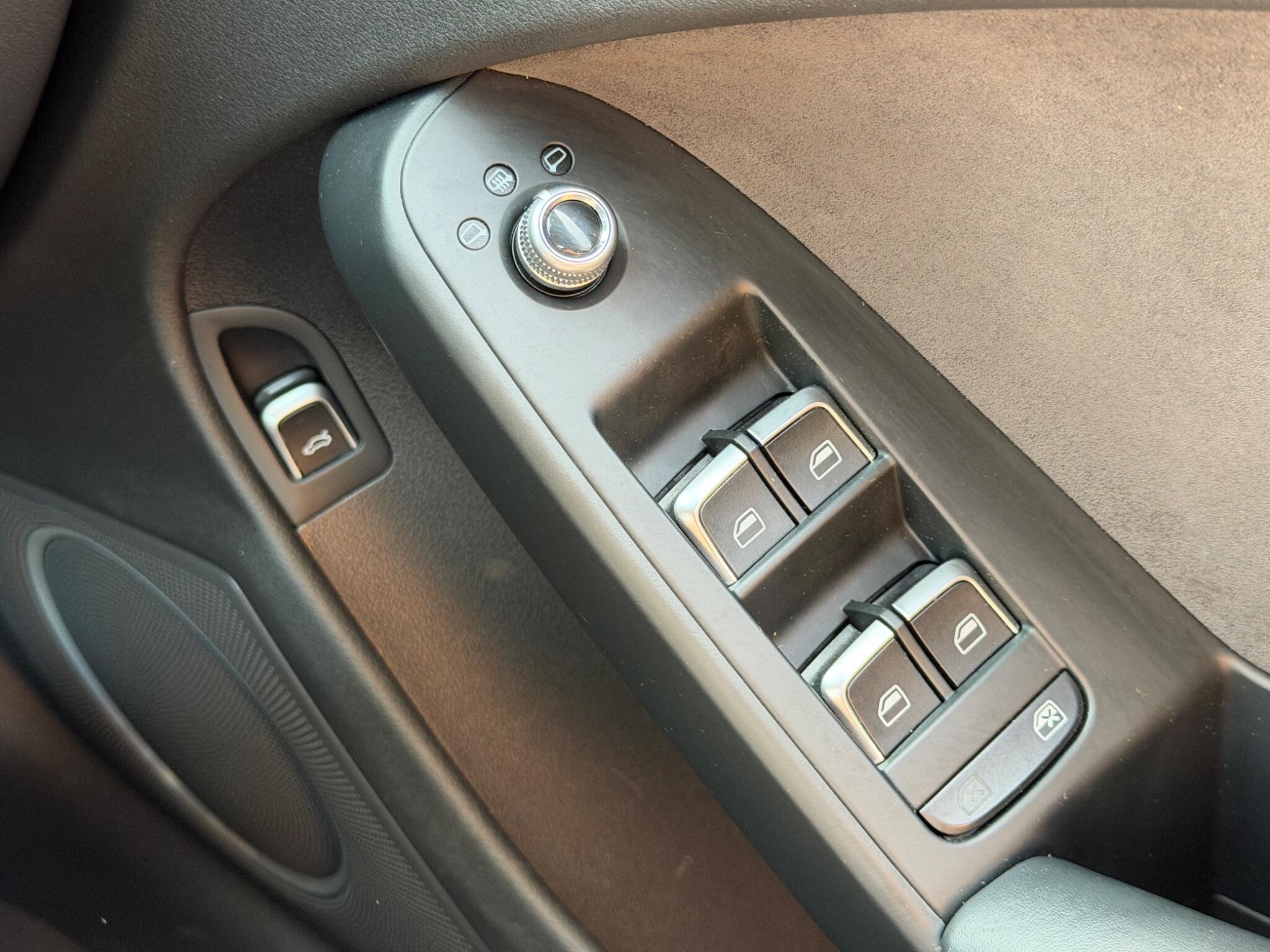 Audi RS4 view 49