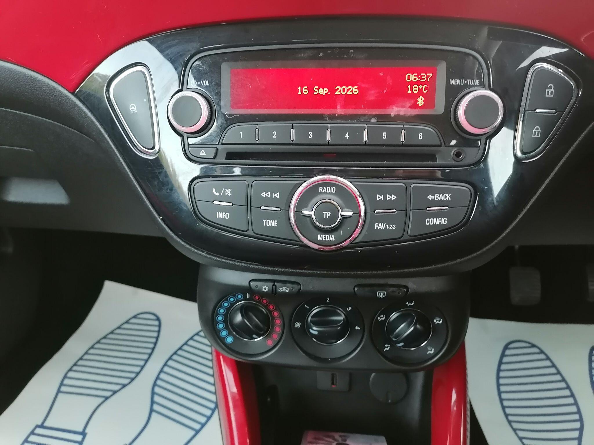 Vauxhall Adam view 50