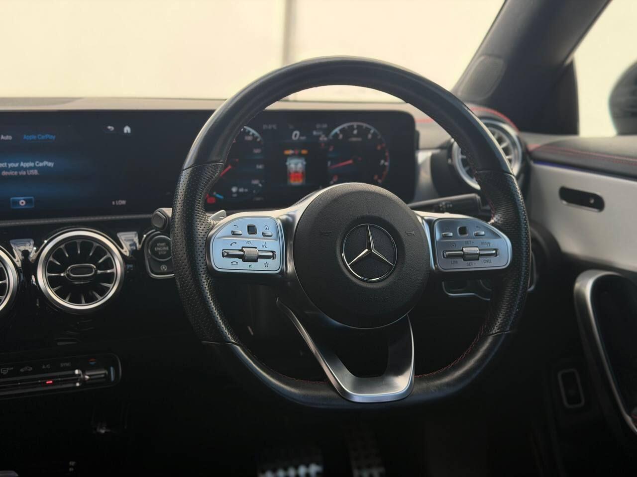 Mercedes-Benz Cla view 23