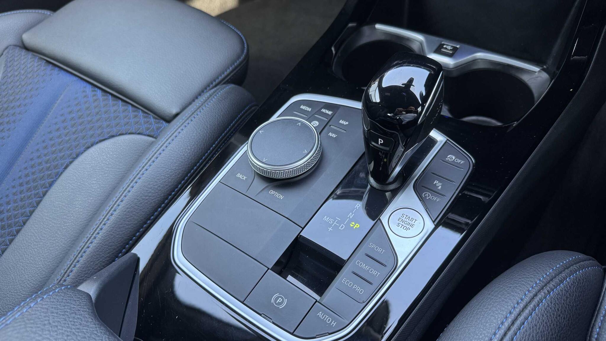 BMW 2 Series view 31