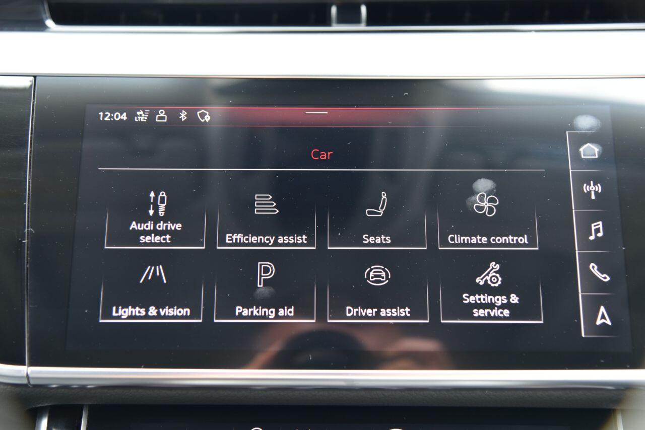 Audi A8 view 45