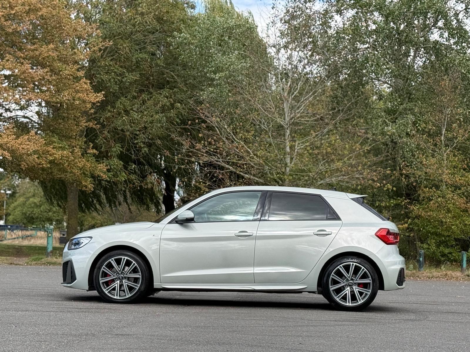 Audi A1 view 8