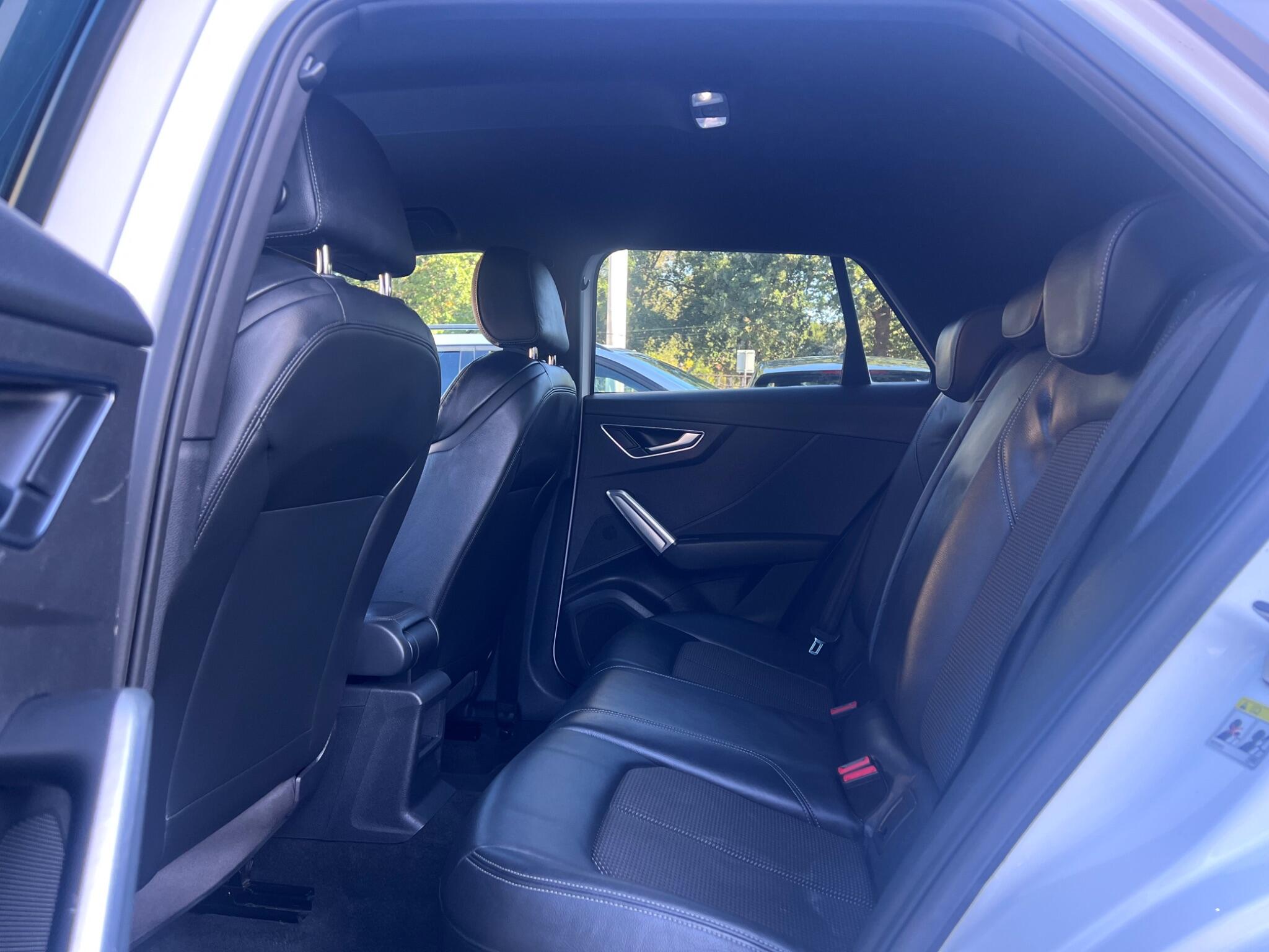 Audi Q2 view 34