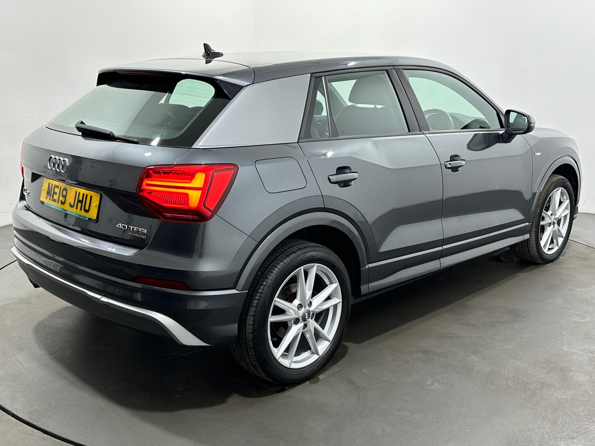 Audi Q2 view 52
