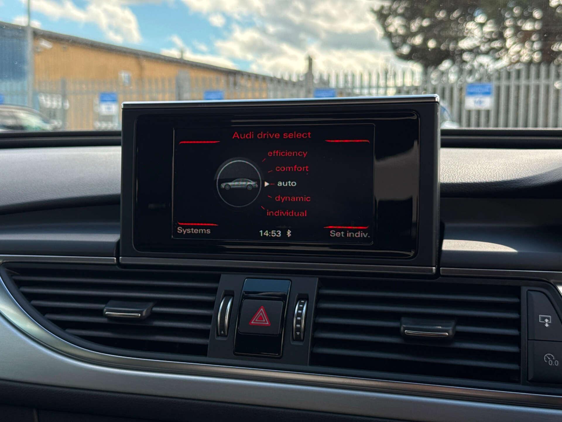 Audi A6 Saloon view 71