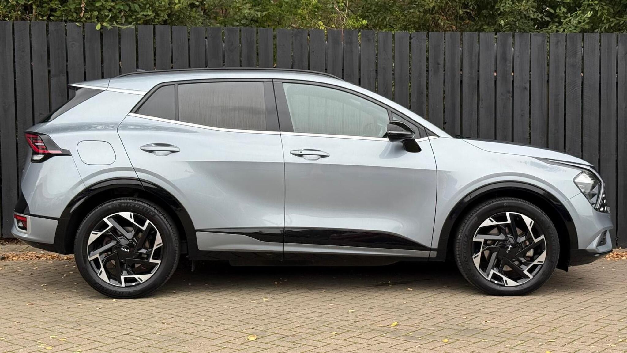 Kia Sportage view 11