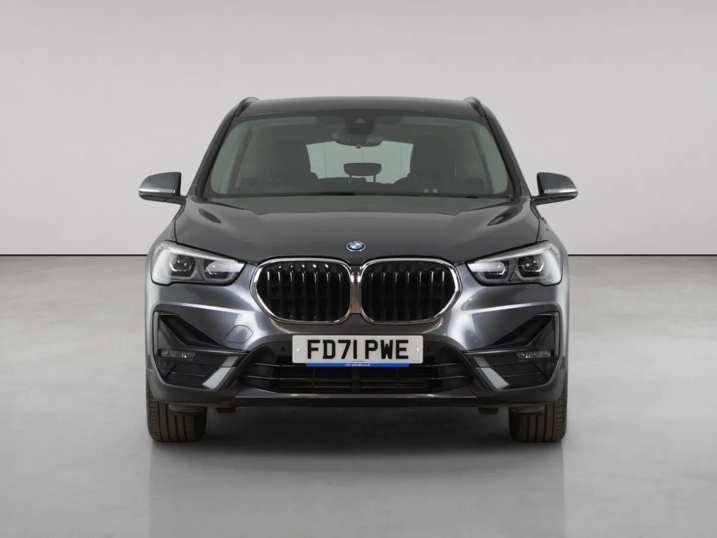 BMW X1 view 5