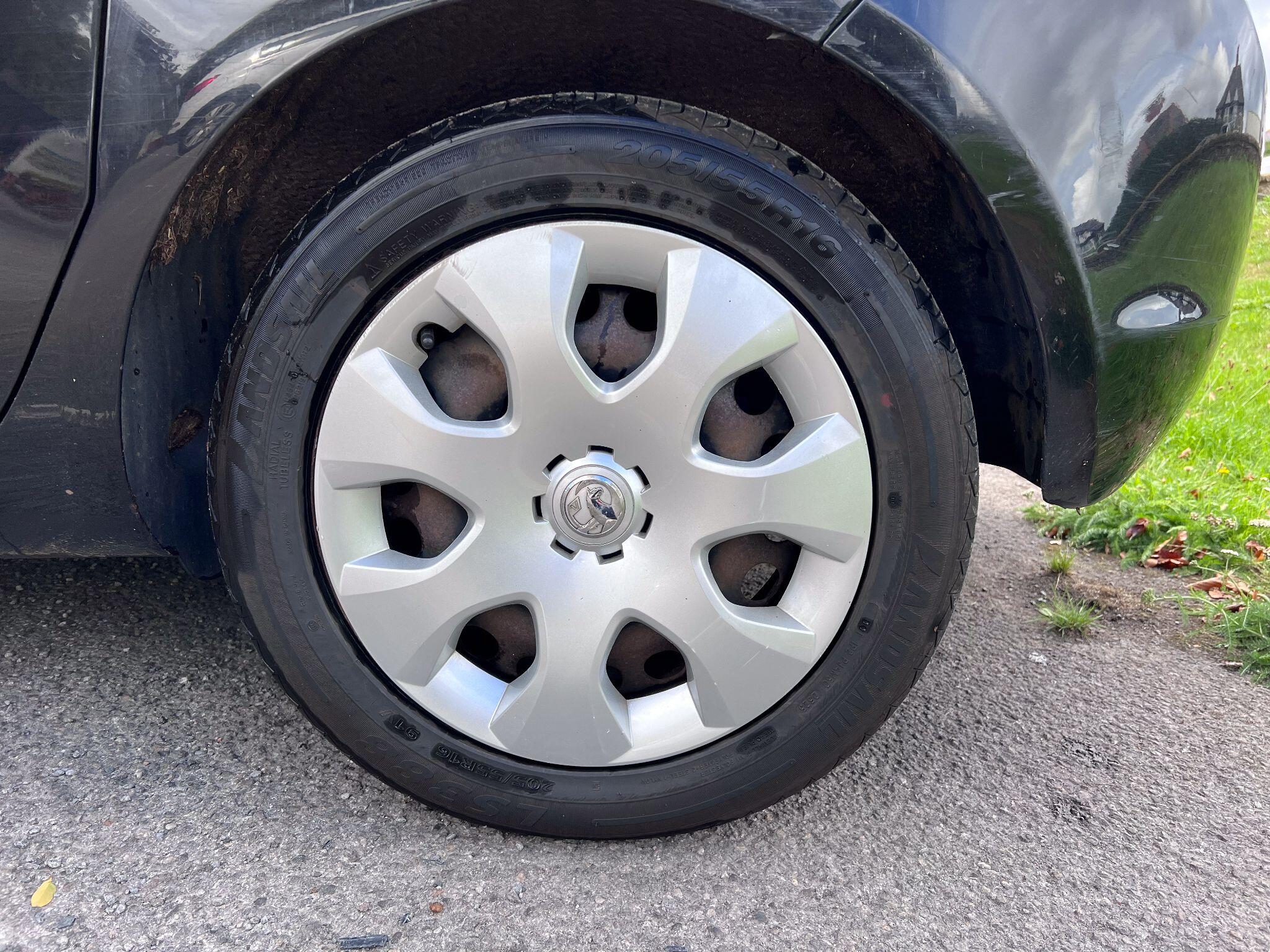 Vauxhall Meriva view 27