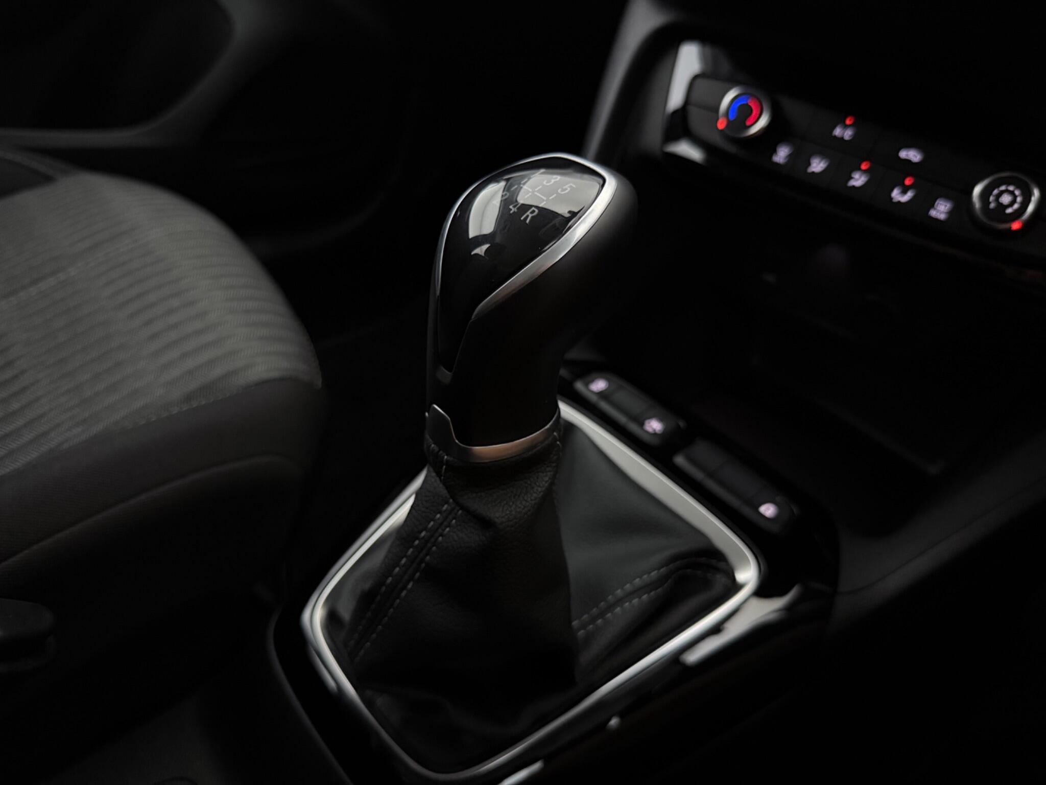 Vauxhall Corsa view 21