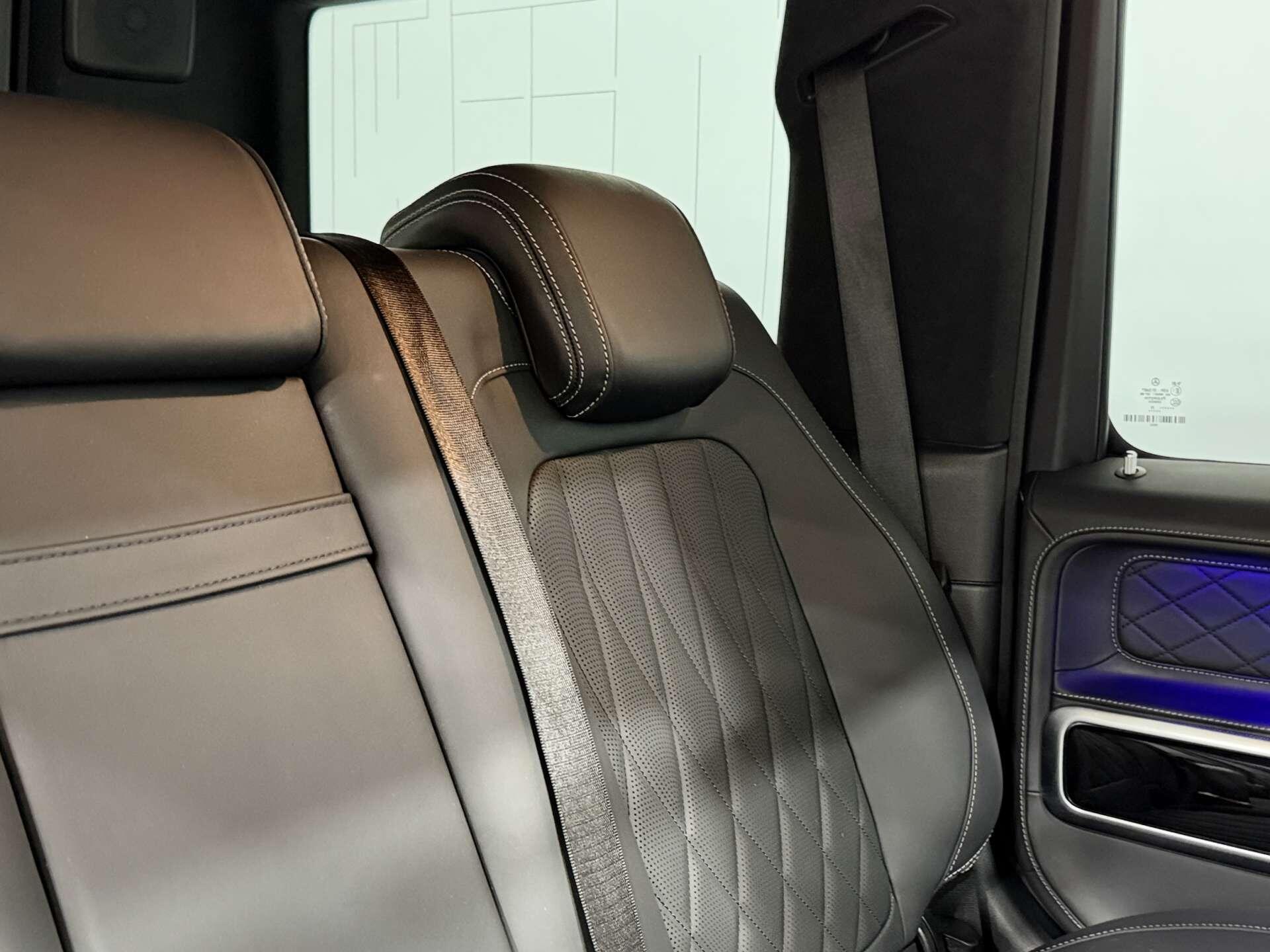 Mercedes-Benz G-Class view 14