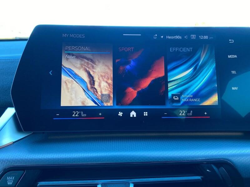 BMW iX2 view 32