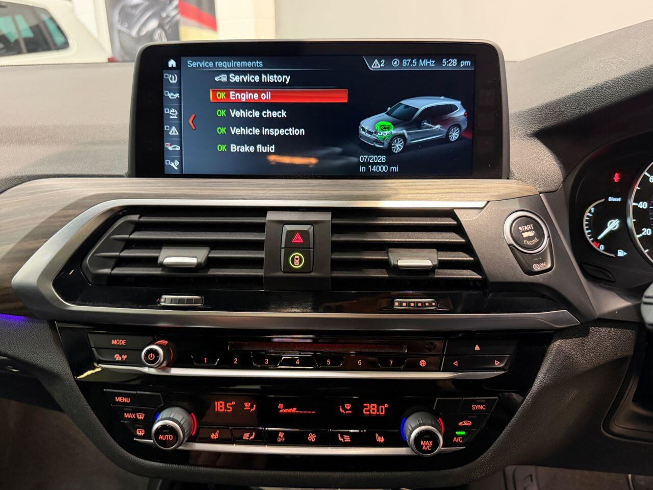 BMW X3 view 26