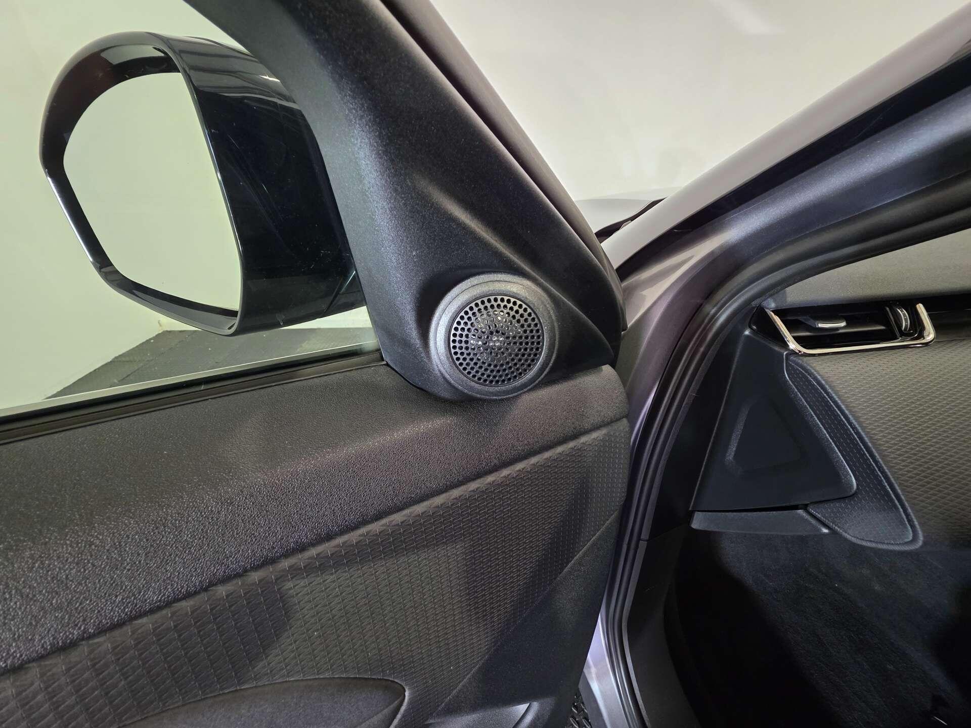 Land Rover Range Rover Evoque view 56