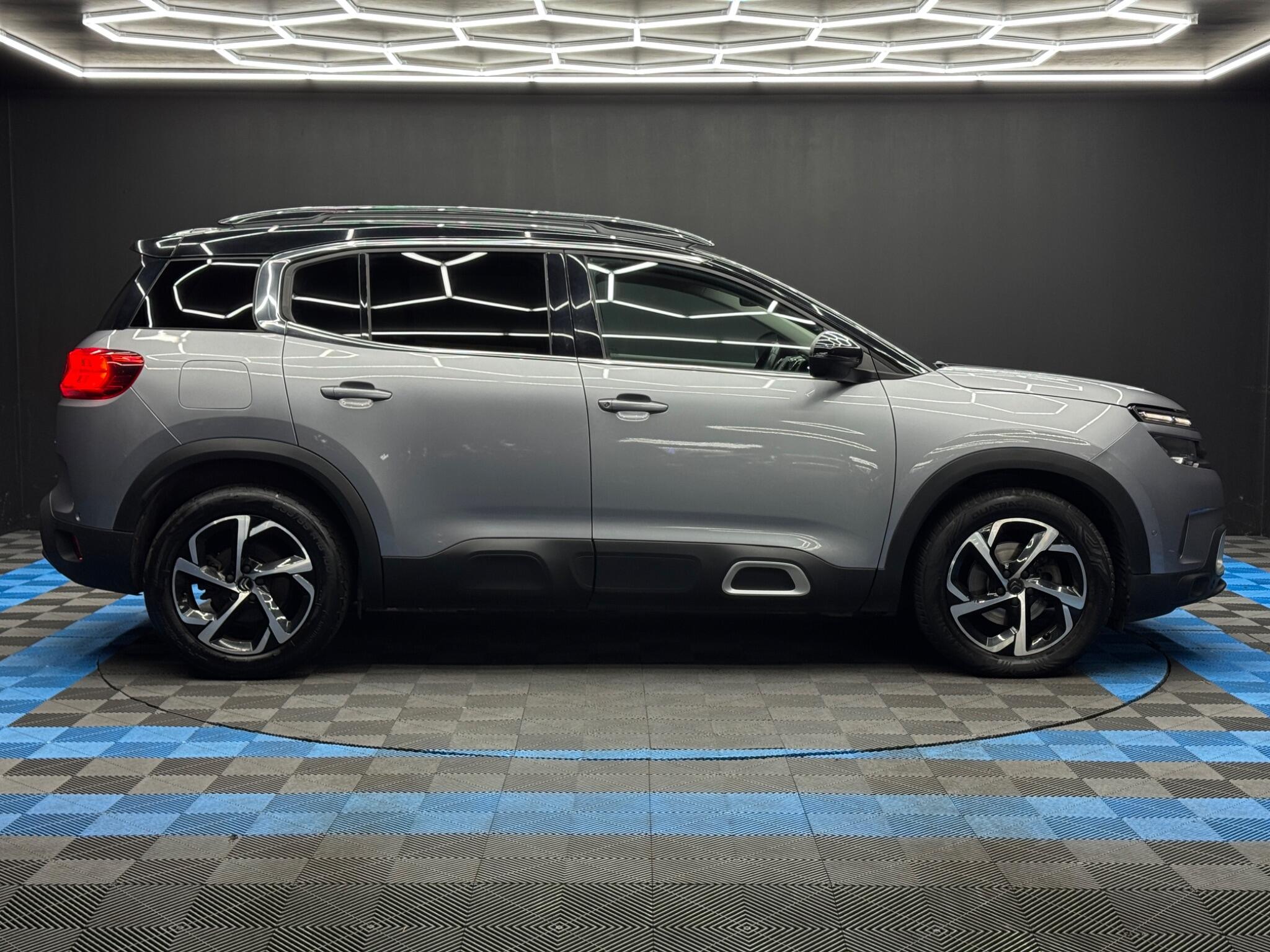 Citroen C5 Aircross view 4
