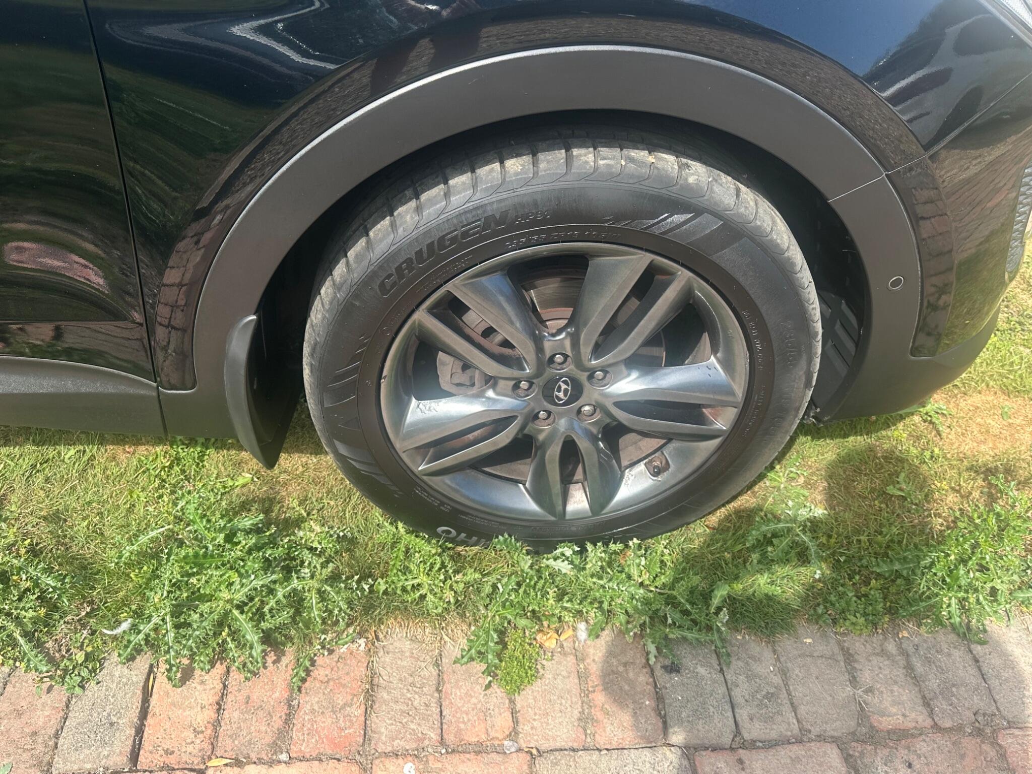 Hyundai Santa Fe view 15