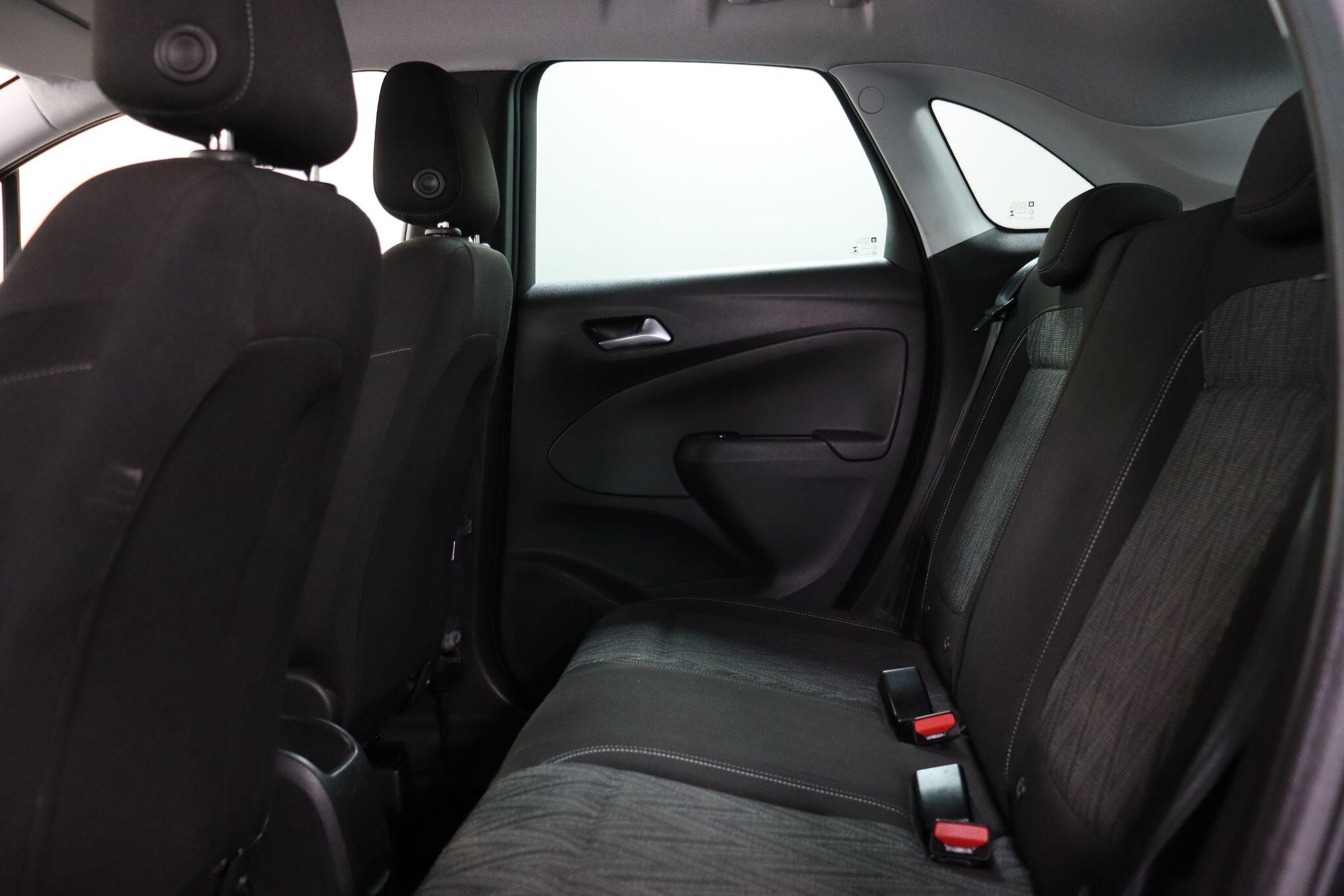 Vauxhall Crossland X view 39