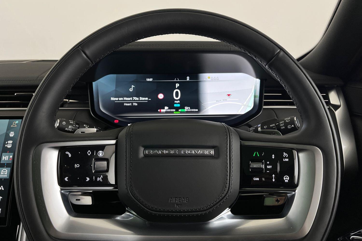 Land Rover Range Rover view 23