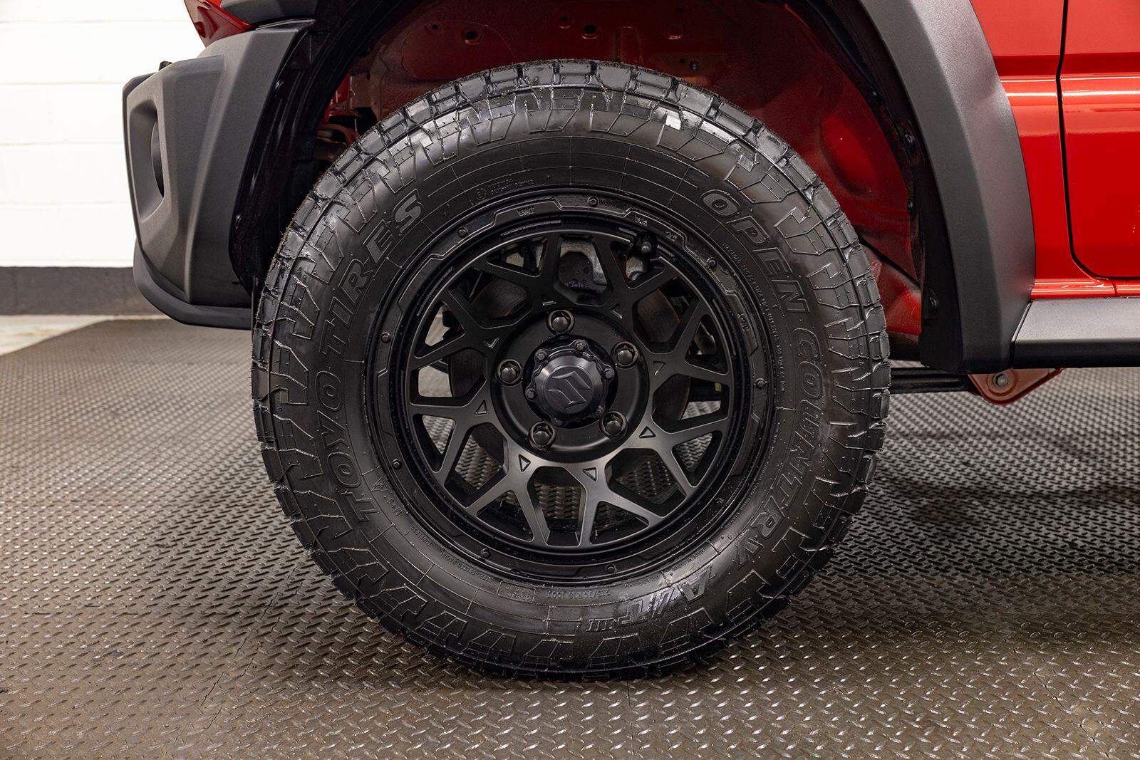 Suzuki Jimny view 8