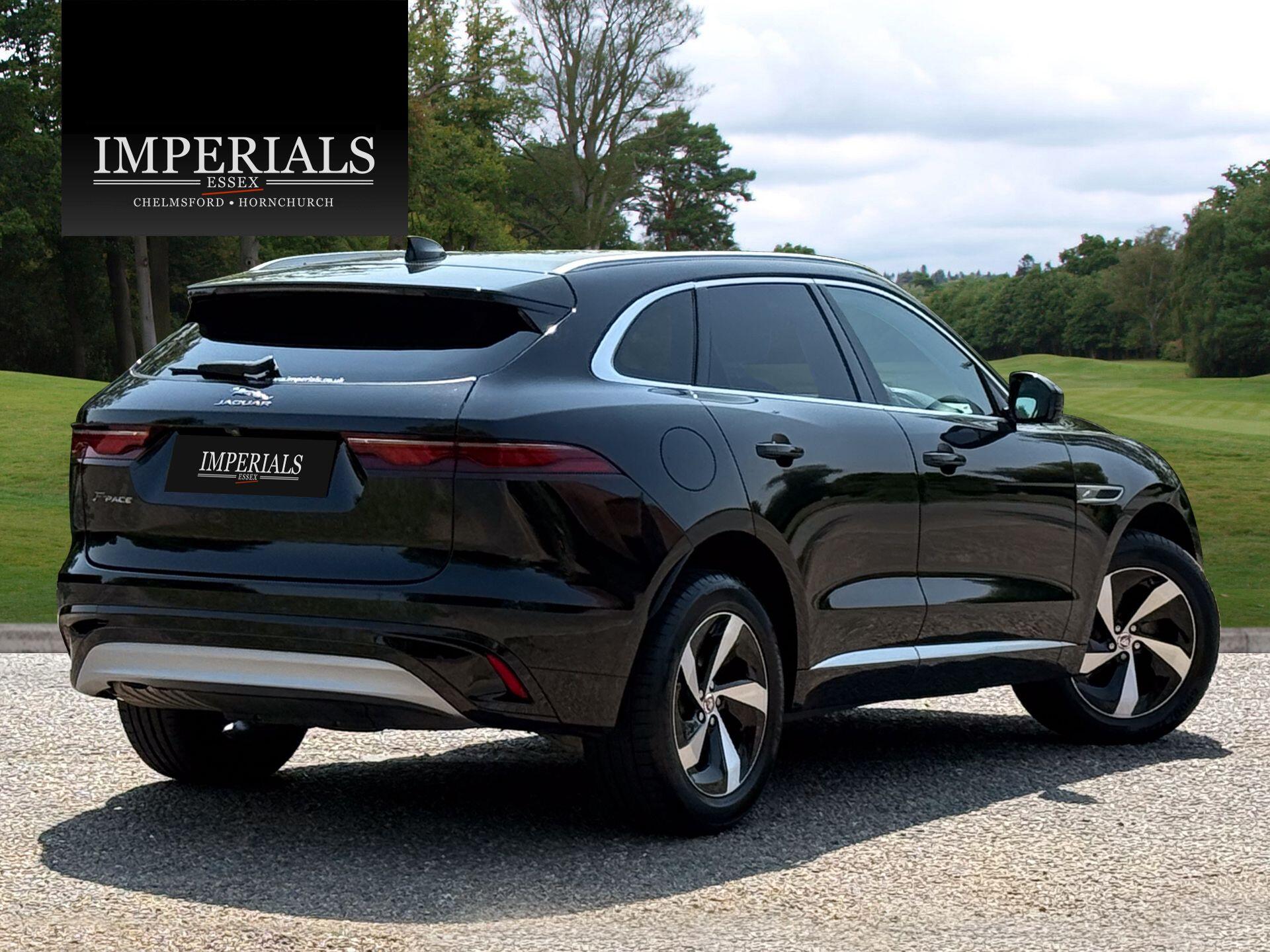 Jaguar F-Pace view 4