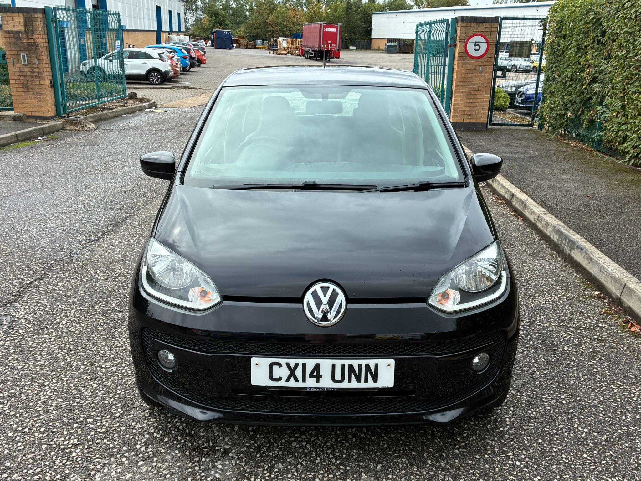 Volkswagen Up! view 22