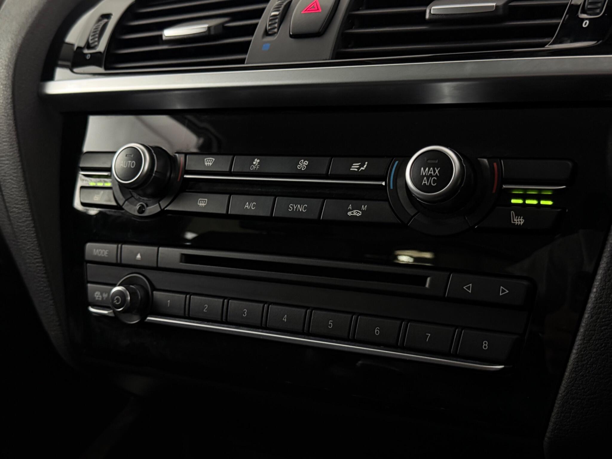 BMW X4 view 24