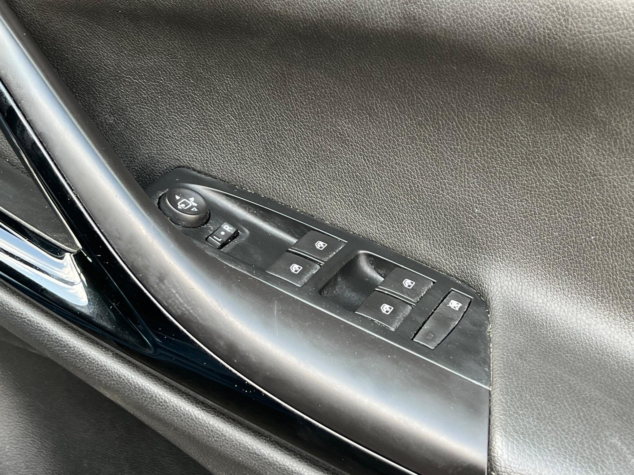 Vauxhall Astra view 7