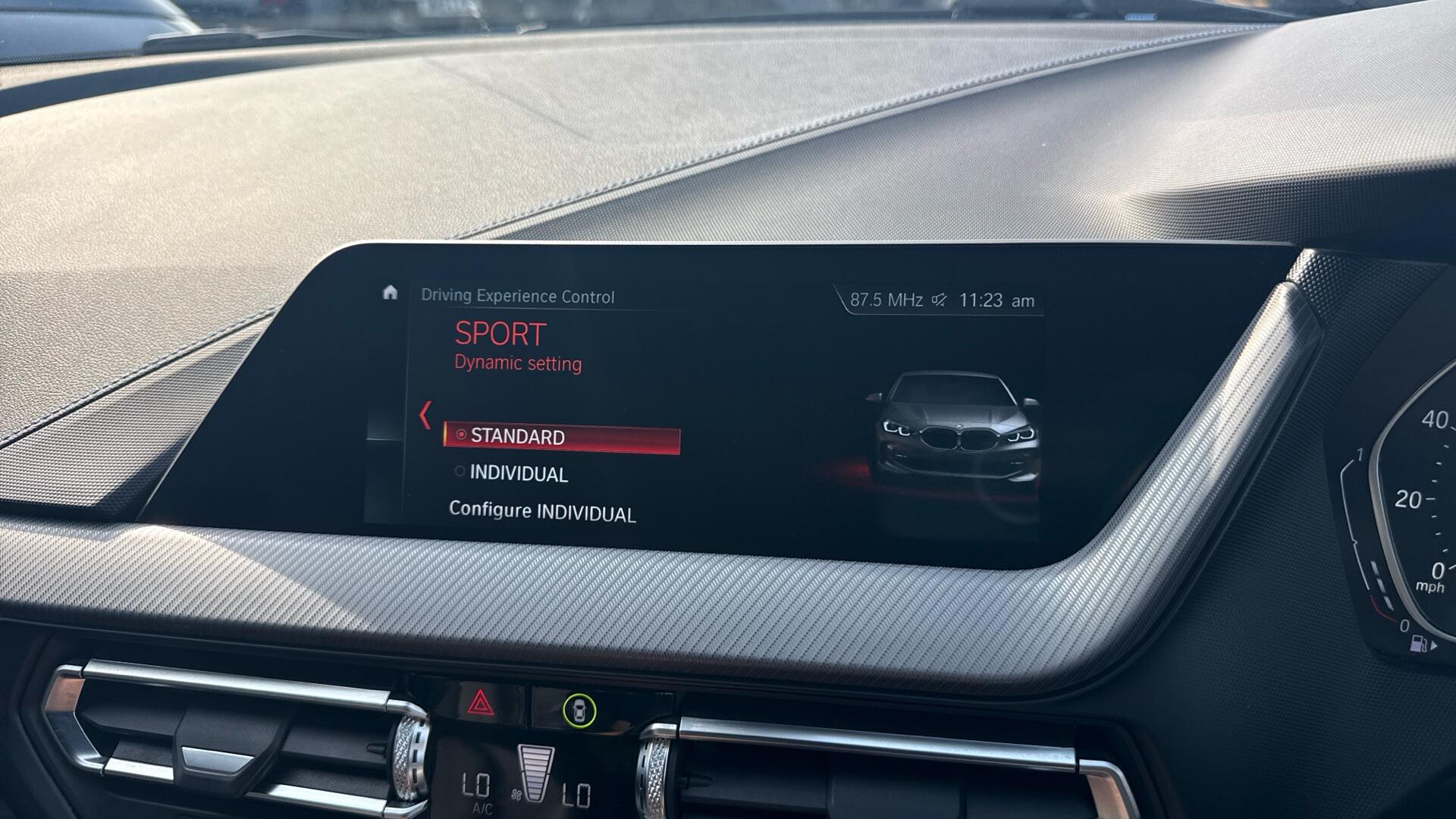 BMW 1 Series view 43