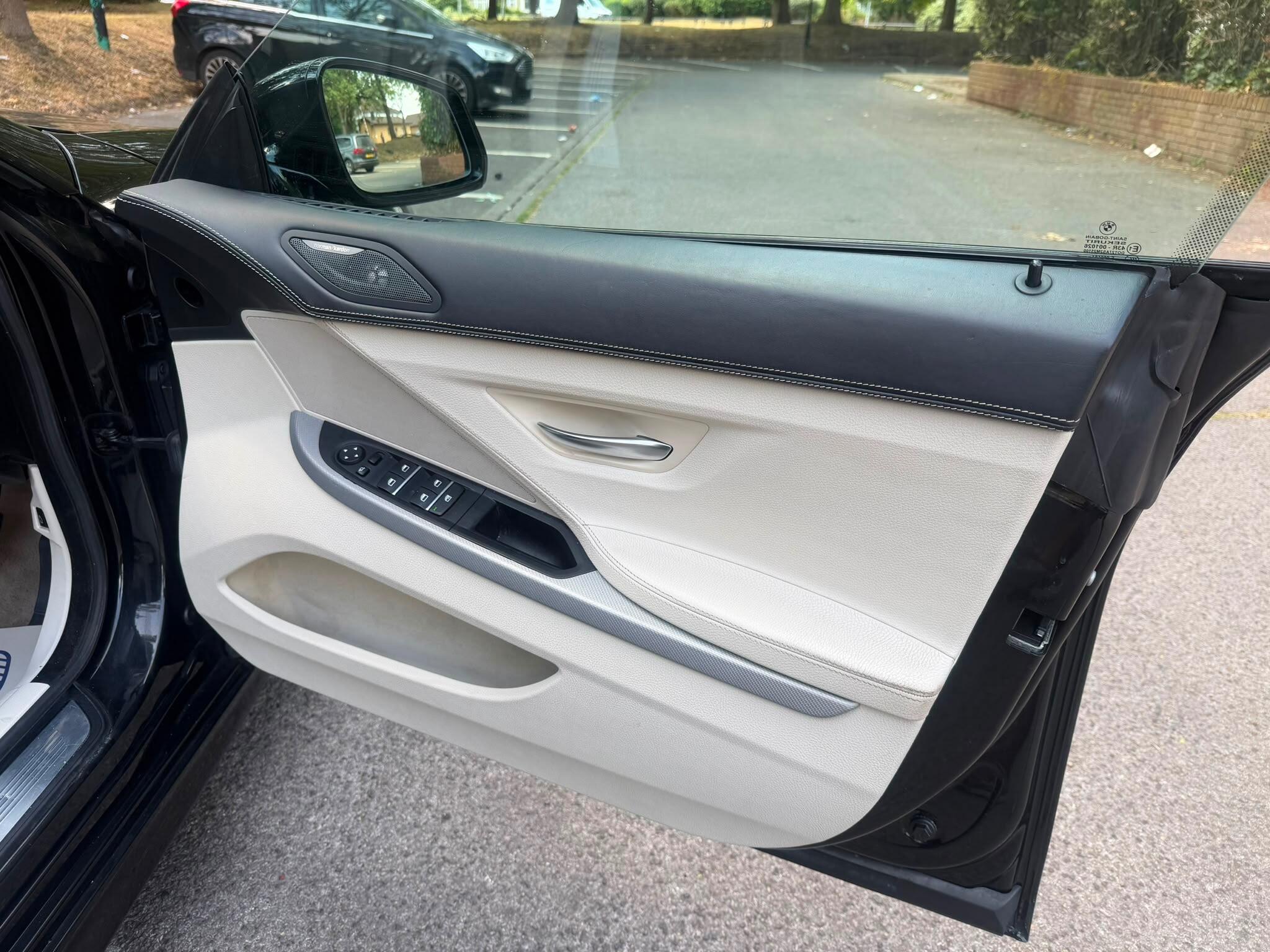 BMW 6 Series view 38