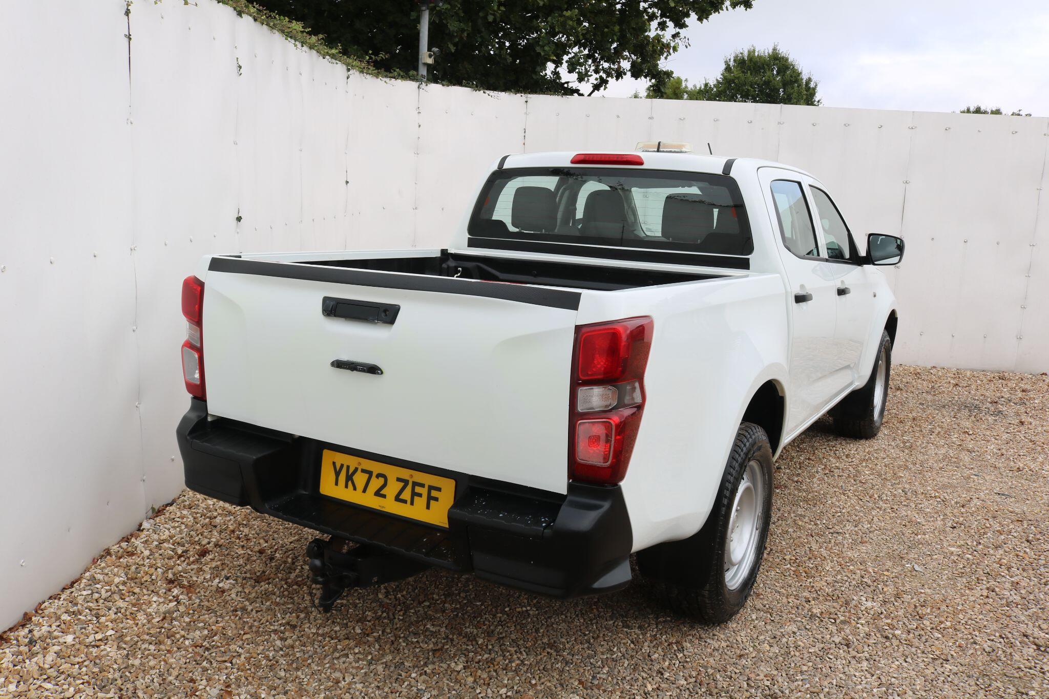 Isuzu D-Max view 7