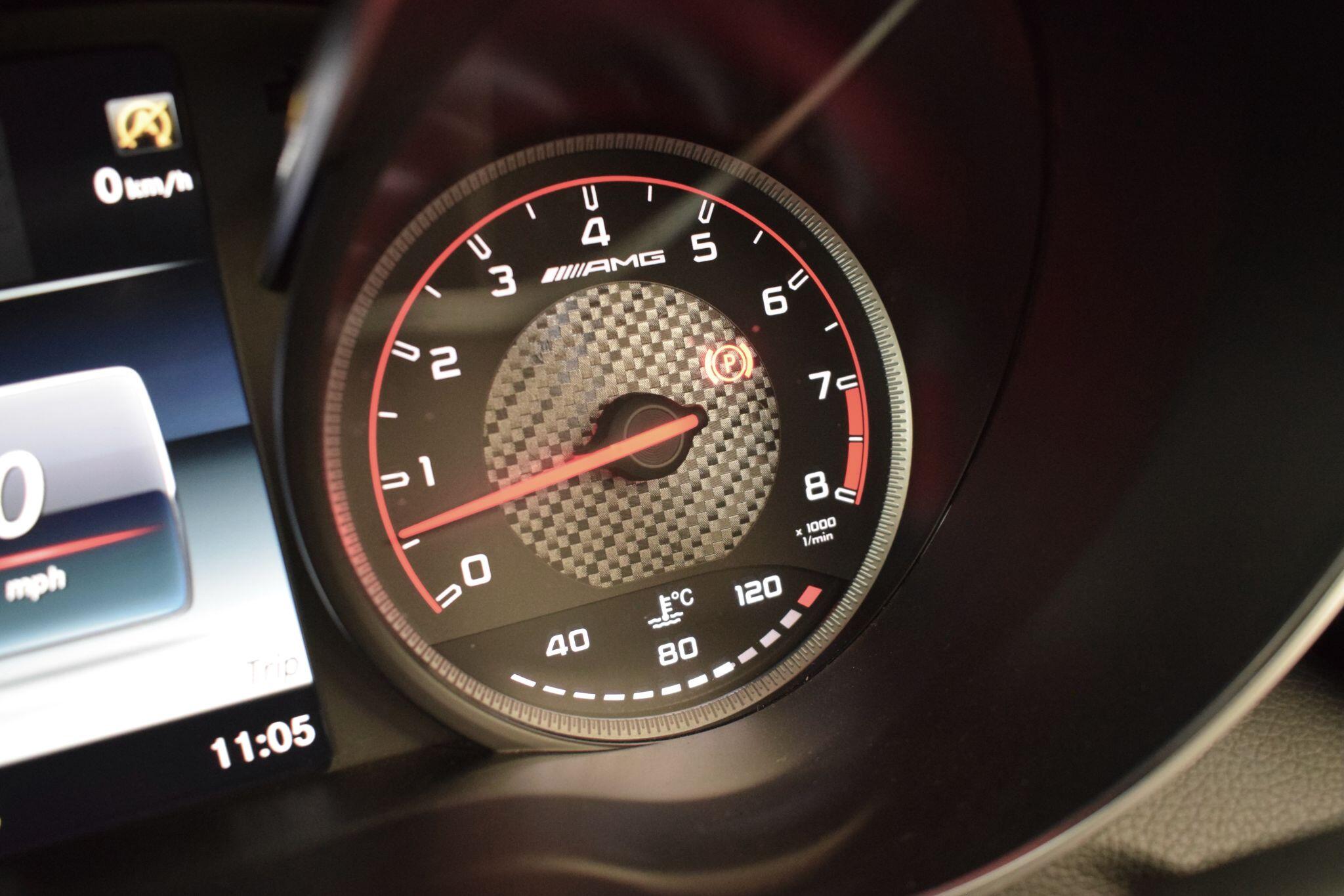 Mercedes-Benz GLC view 22