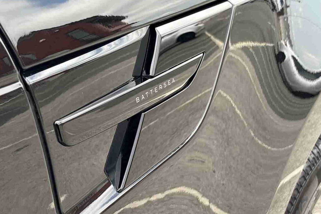 Land Rover Range Rover Sport view 28
