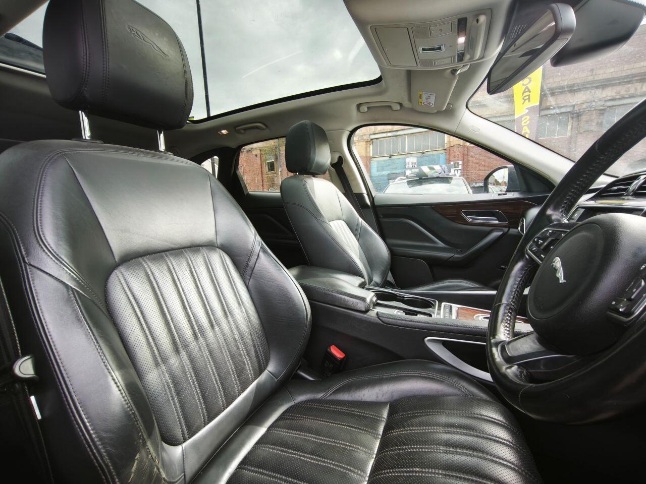 Jaguar F-Pace view 21