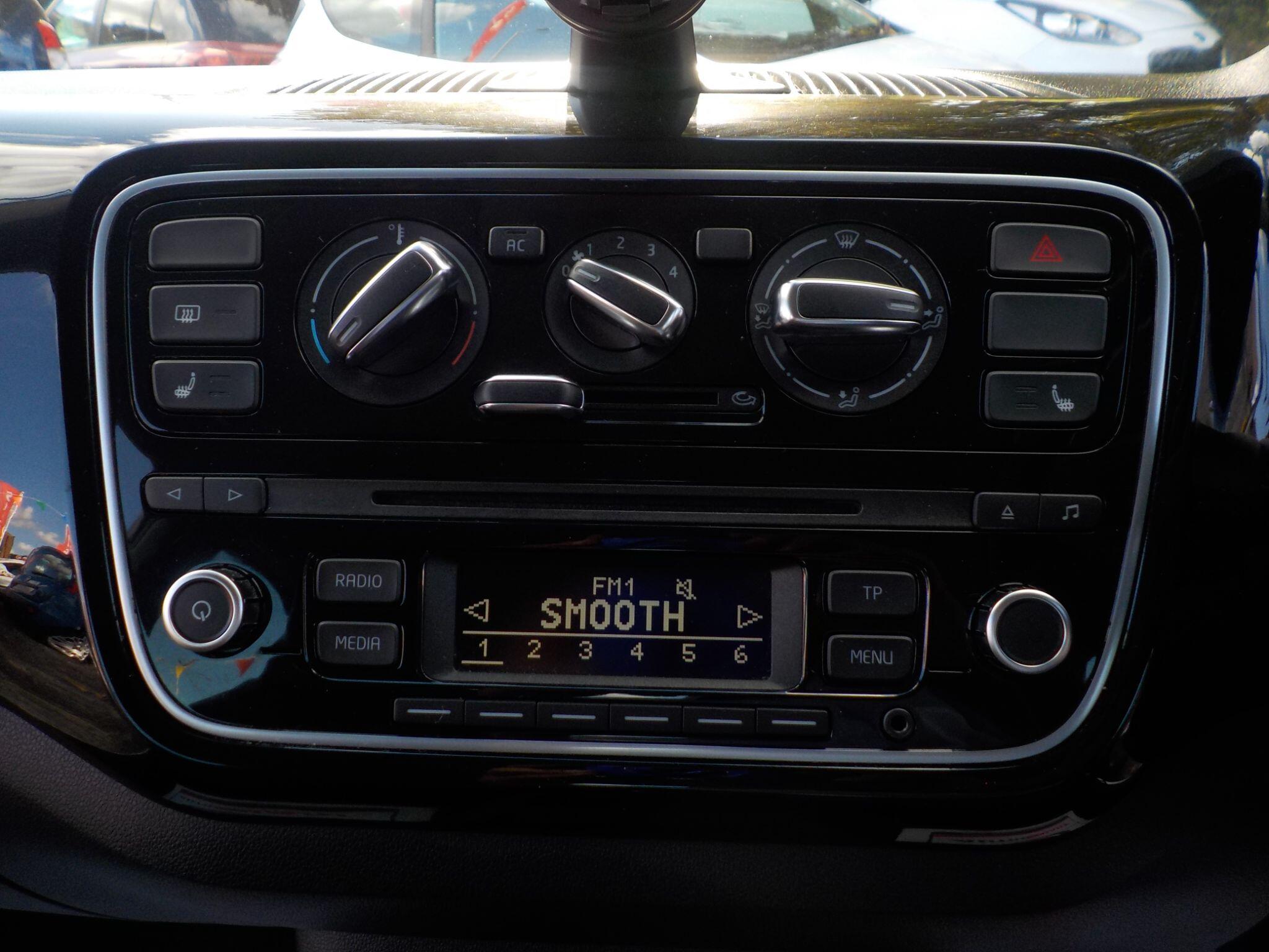 Volkswagen up! 1.0 High up! Euro 5 5dr