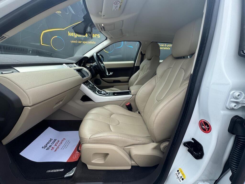 Land Rover Range Rover Evoque view 16
