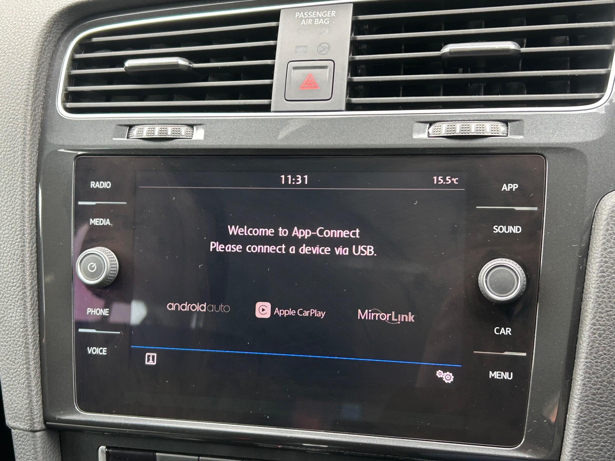 Volkswagen Golf view 44