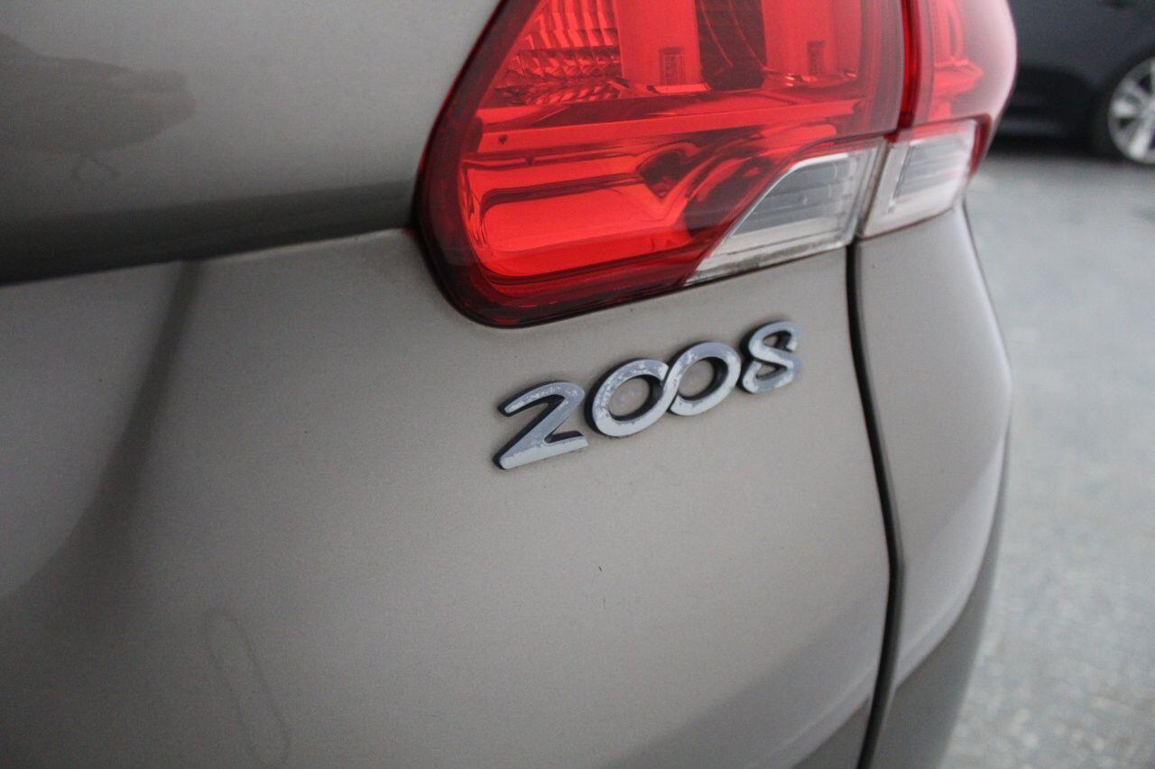 Peugeot 2008 view 19