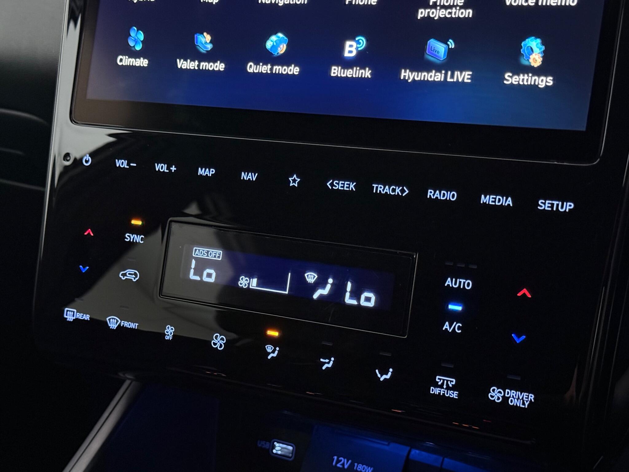 Hyundai Tucson view 24