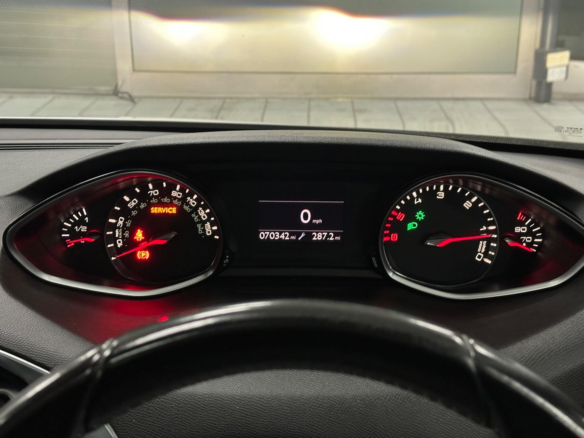 Peugeot 308 view 22