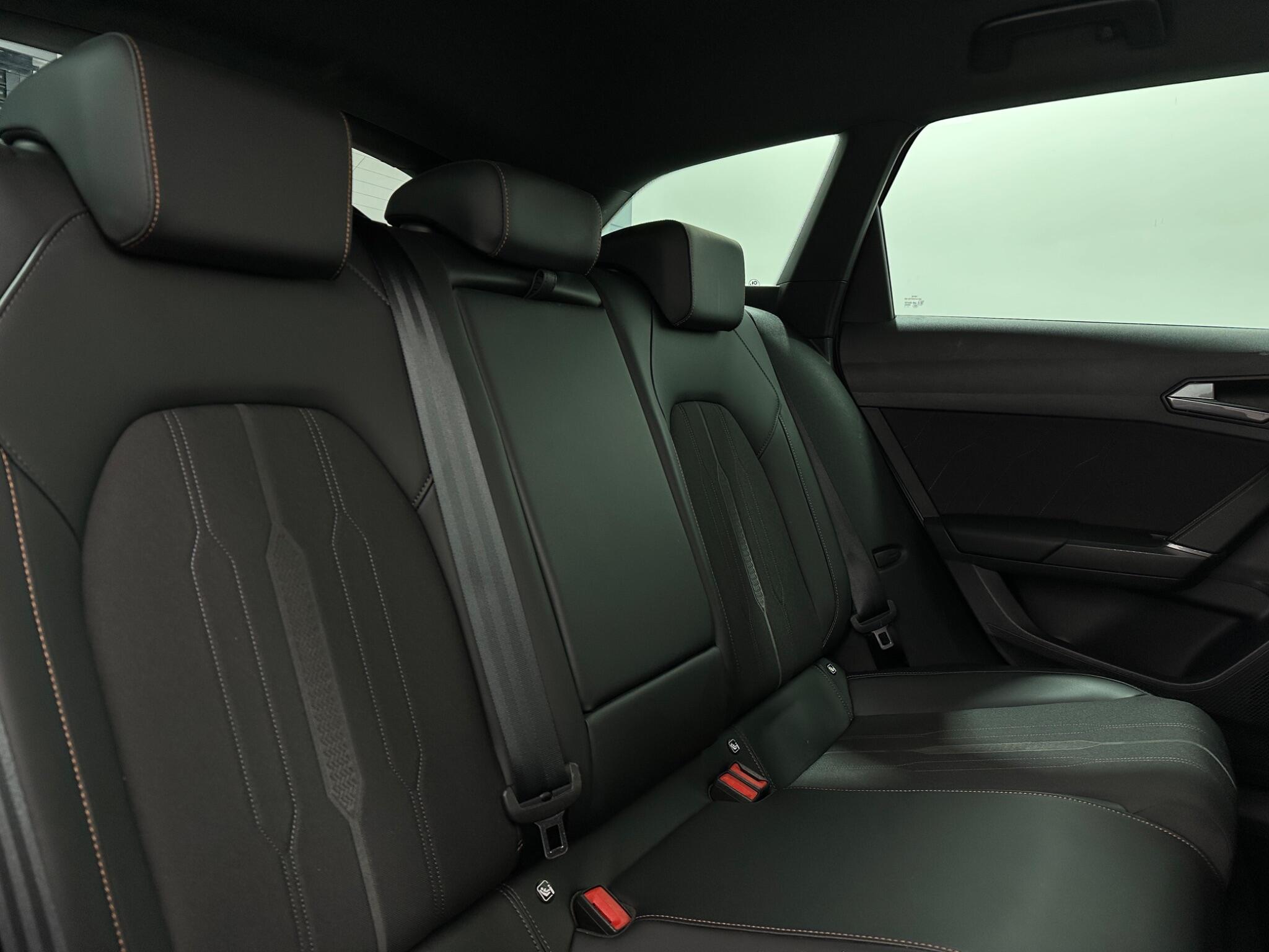 Cupra Leon view 42